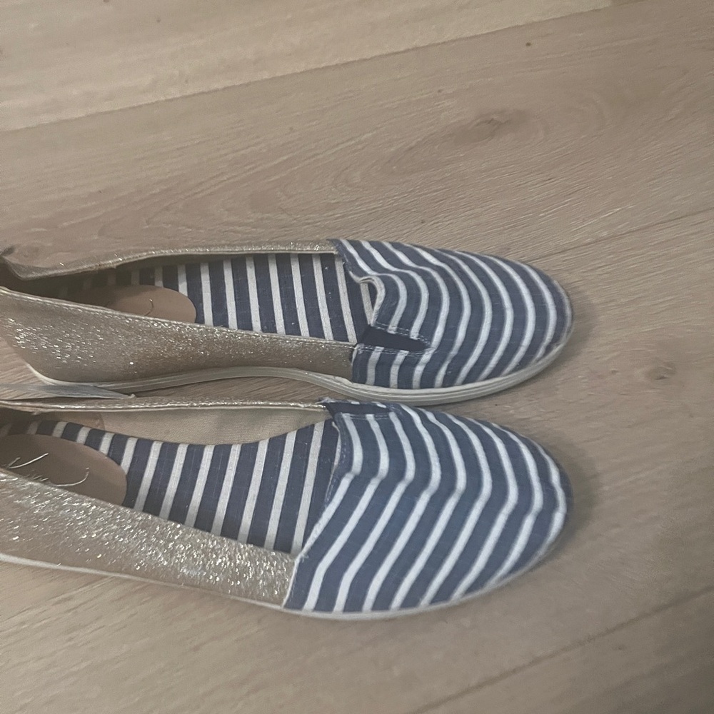 ✨ Kim Rogers Gold Glitter & Navy Striped Flats | Size 9